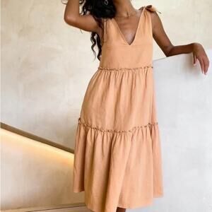 Petal & Pup Erenda Dress Size 6 Tan Tiered Midi Length Dress Pockets Trendy